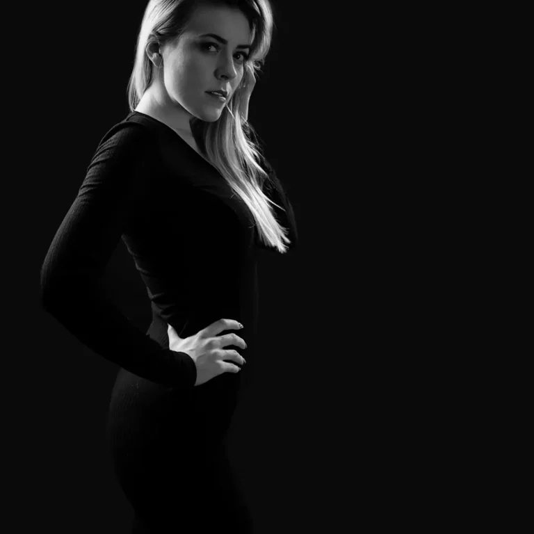 Fotograf Giżycko - sensualna sesja studyjna