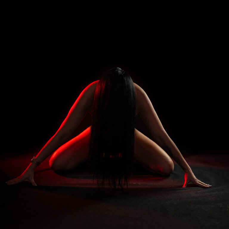 Fotograf Giżycko - sensualna sesja studyjna