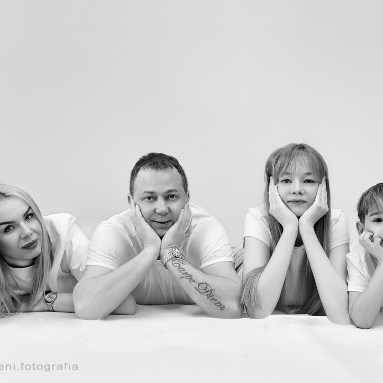 Fotograf Giżycko - rodzinna sesja studyjna